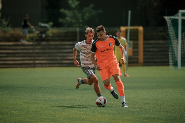 Zur Saison-Heimpremiere gastiert der Aufstiegsfavorit im Sportpark