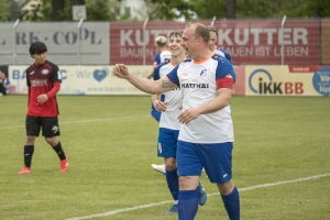 Rekordtorjäger bleibt ein weiteres Jahr